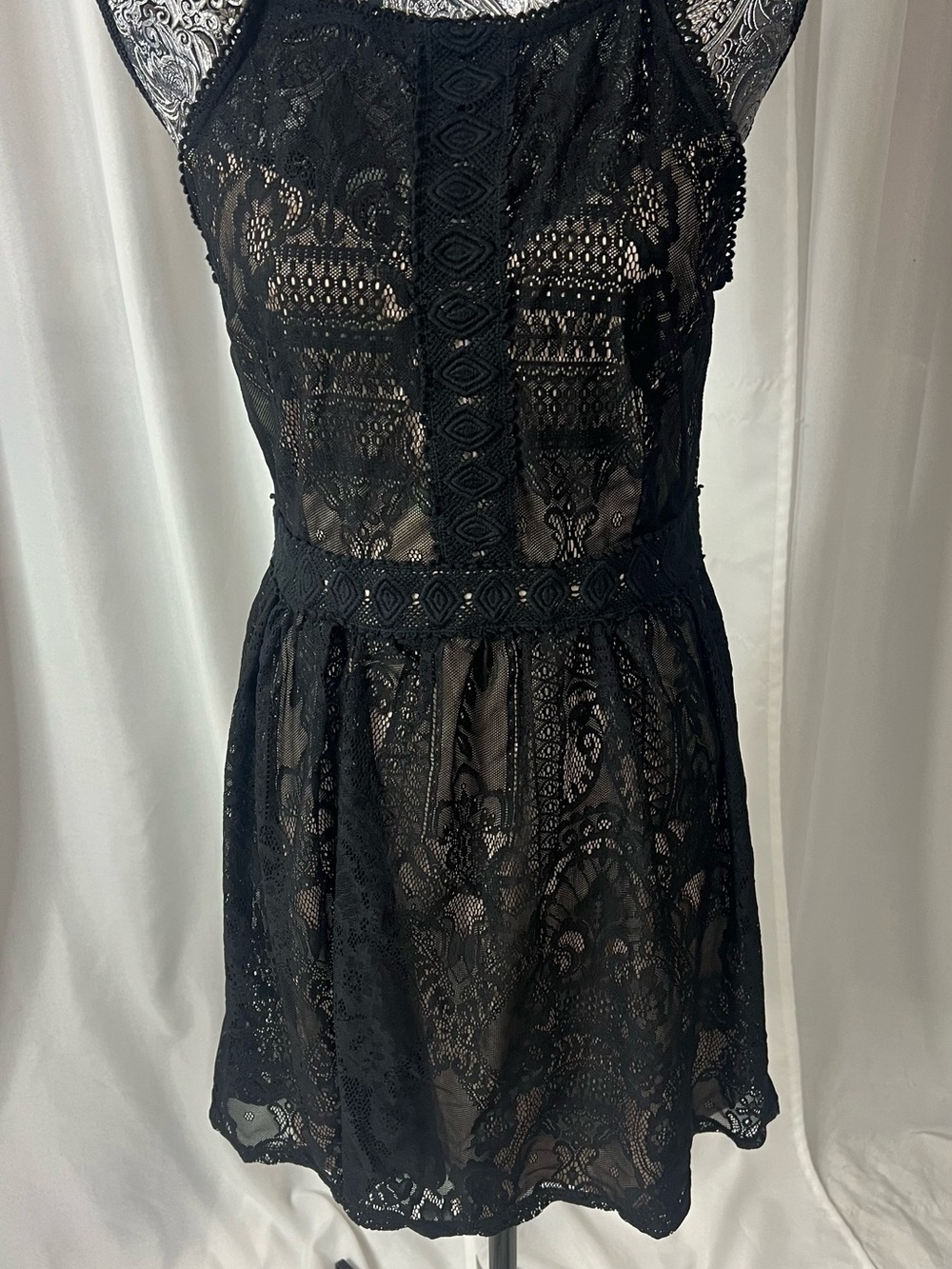 Francesca's Birdcage Black Lace Dress Mini L Large Crochet Trim Flattering Boho
